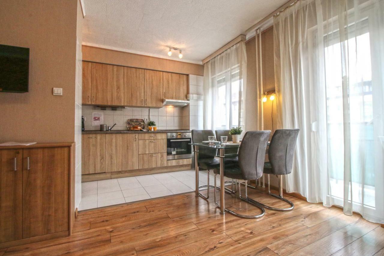 Narancsvirag Apartman Apartament